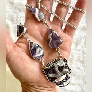 925 OMG Gorgeous! Amethyst “heart” 5 Stone Necklace